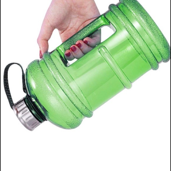 Wesoke 2.2L/73OZ Large Water Bottle - Picture 2 of 8
